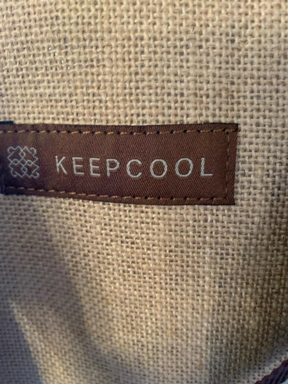 Keep Cool Nairobi Jute cooler, shopper tote. Wipe clean plastic lining. - Picture 2 of 9